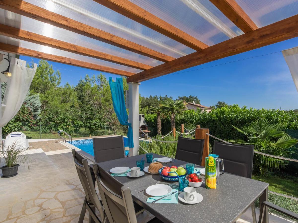 Holiday Home Villa Joy By Interhome Novigrad Istria Buitenkant foto