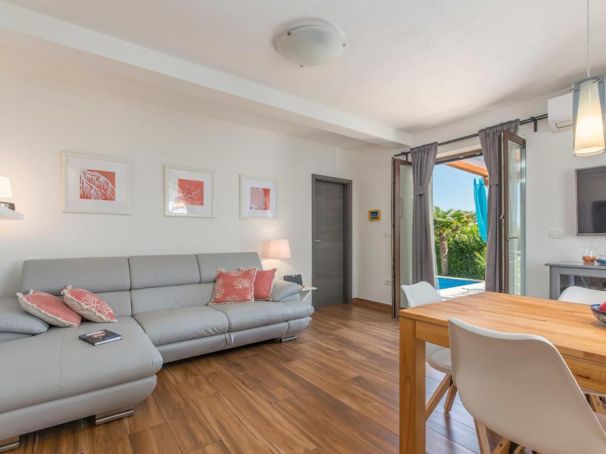 Holiday Home Villa Joy By Interhome Novigrad Istria Buitenkant foto